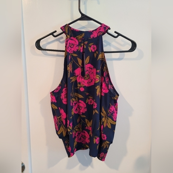 Express Tops - Floral Crop Top NWOT